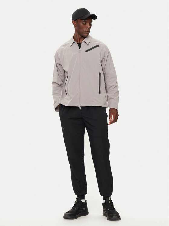 Under Armour Under Armour Pohodne hlače UA Unstoppable 1388823 Črna Loose Fit
