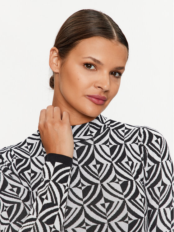 Glamorous Glamorous Pletena obleka CK6805 Črna Slim Fit