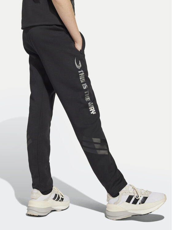 adidas adidas Teplákové kalhoty Star Wars The Mandalorian™ JF3635 Černá Regular Fit
