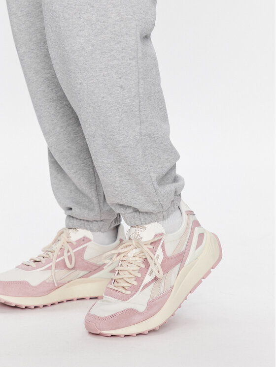 New Balance New Balance Долнище анцуг WP31530 Сив Relaxed Fit