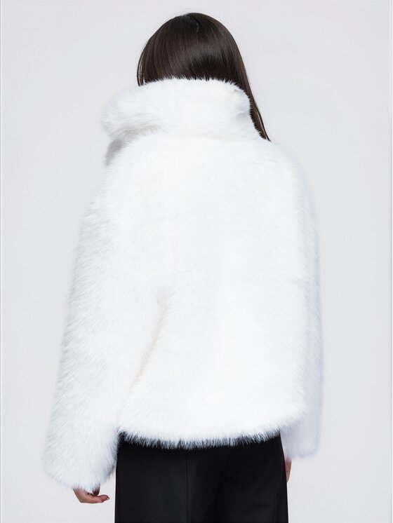 Ombre Ombre Futro OW-FR-E0002 Biały Relaxed Fit