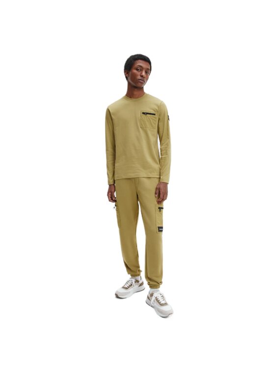 Calvin Klein Calvin Klein Longsleeve TECH REPREVE LS POCKET T-SHIRT K10K109080 Beżowy Regular Fit