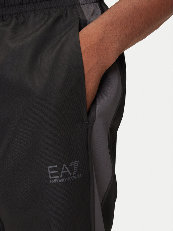EA7 Emporio Armani EA7 Emporio Armani Trenirka 7M000643 AF16072 UC001 Črna Modern Fit