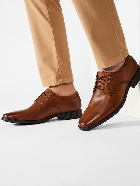 Clarks Clarks Nizki čevlji Tilden Plain 261300977 Rjava