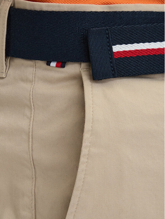 Tommy Hilfiger Tommy Hilfiger Súprava šortky a opasok Denton MW0MW42349 Svetlo béžová Slim Fit