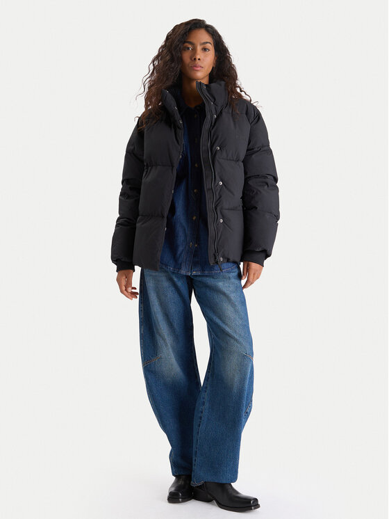 Mustang Mustang Winterjacke Gillian 1016744 Schwarz Relaxed Fit