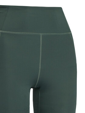 Κολάν Girlfriend Collective φωτογραφία