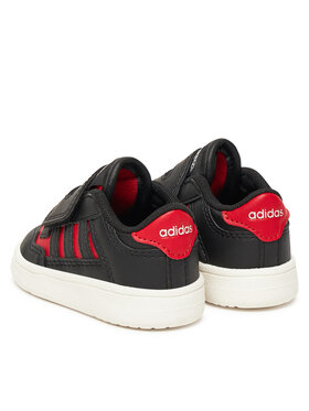 Αθλητικά adidas φωτογραφία