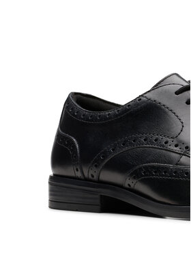 Κλειστά παπούτσια Clarks φωτογραφία