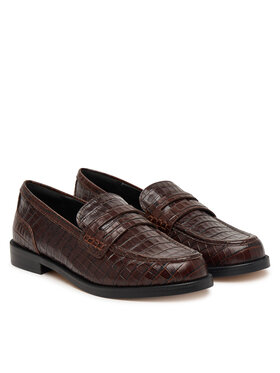 Κλειστά παπούτσια Clarks