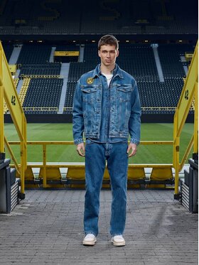 Guess Jeans Guess Jeans Bunda pro přechodné období 182233 Modrá Classic Fit