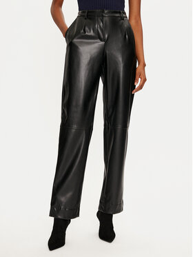 Pieces Pieces Панталони от имитация на кожа Neeth 17151699 Черен Straight Fit