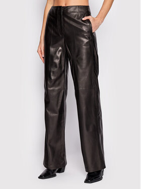 Calvin Klein Calvin Klein Usnjene hlače K20K204169 Črna Regular Fit
