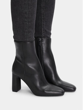 Steve Madden Steve Madden Боти Adelisa SM11002626 Черен