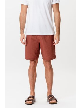 TeeShoppen TeeShoppen Szorty materiałowe 'Basic Collection' Bordowy Regular Fit