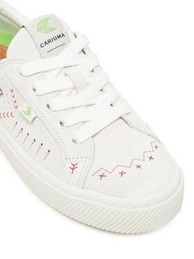 Sneakers Cariuma φωτογραφία