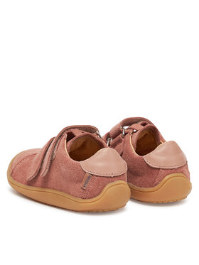 Κλειστά παπούτσια Mrugała φωτογραφία