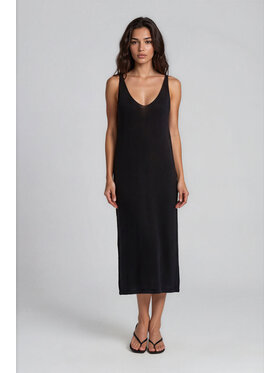 Fobya Fobya Sukienka dzianinowa F3045 Czarny Basic Fit