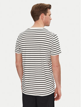 T-Shirt Resteröds φωτογραφία