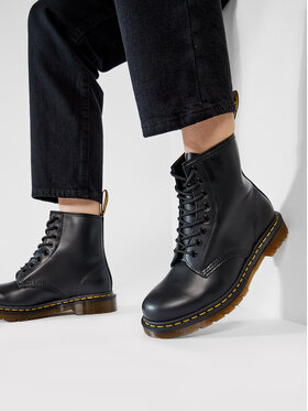 Dr. Martens Dr. Martens Кубинки 1460 Smooth 11822006 Черен