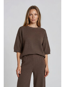 Fobya Fobya Spodnie materiałowe F3011 Brązowy Basic Fit