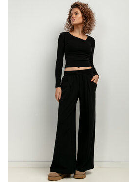 Tessita Tessita Spodnie dzianinowe T413/7/S Czarny Wide Leg