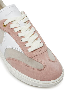 Αθλητικά Filling Pieces φωτογραφία