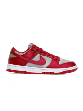 Nike Nike Sneakersy Dunk Low UNLV Satin Czerwony