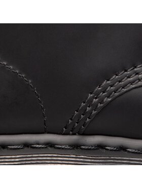 Αρβύλες Dr. Martens φωτογραφία