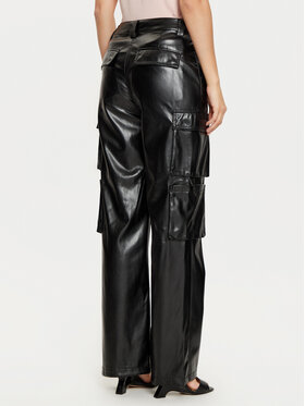 Παντελόνι από απομίμηση δέρματος Guess φωτογραφία