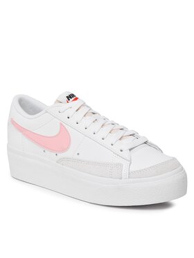 Nike Nike Boty W Blazer Low Platform DJ0292 103 Bílá