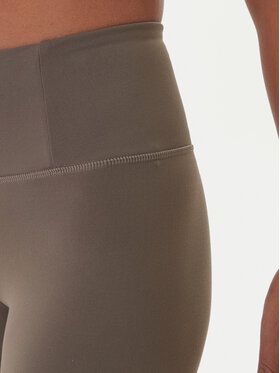 Αθλητικό σορτς Girlfriend Collective φωτογραφία