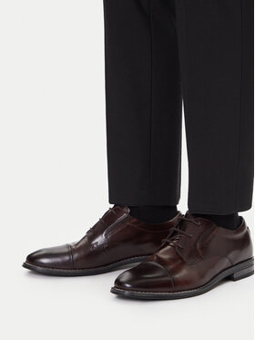 Κλειστά παπούτσια Bugatti φωτογραφία