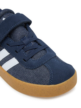 Αθλητικά adidas φωτογραφία