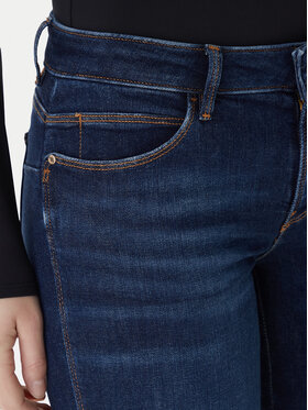 Τζιν Guess φωτογραφία