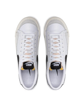 Nike Superge Blazer Low '77 DC4769 102 Bela