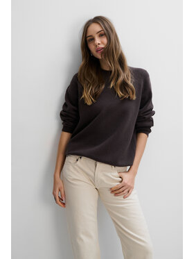 Fobya Fobya Sweter F2100 Brązowy Basic Fit