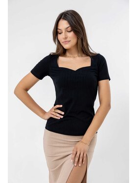 Lunedi Lunedi Top z dekoltem w serce Czarny Regular Fit