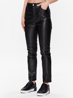 United Colors Of Benetton United Colors Of Benetton Spodnie z imitacji skóry 4NVBDE015 Czarny Slim Fit