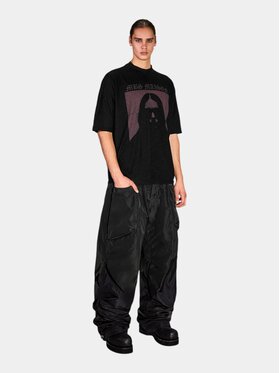 MADE BY SOCIETY MADE BY SOCIETY T-Shirt Tricou DHARMA - T17454 Czarny Basic Fit