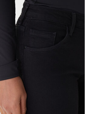 Τζιν Guess φωτογραφία