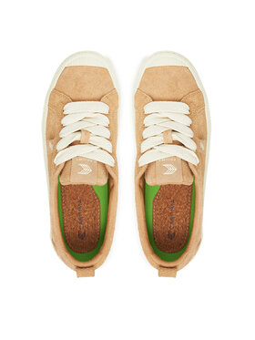 Sneakers Cariuma φωτογραφία