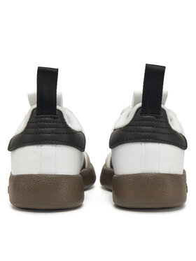 Αθλητικά adidas φωτογραφία