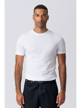 TeeShoppen TeeShoppen T-Shirt 'Muscle Collection' Biały Slim Fit