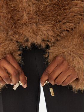 Γούνα YES LONDON φωτογραφία