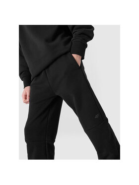 4F 4F Spodnie dresowe 4FJWSS25TTROM1103-20S Czarny Regular Fit