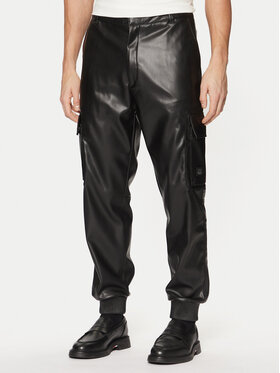 HUGO HUGO Hose aus Kunstleder Geza2511 50534827 Schwarz Regular Fit