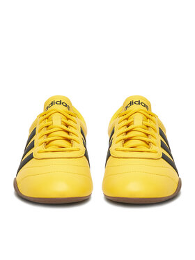 Αθλητικά adidas φωτογραφία