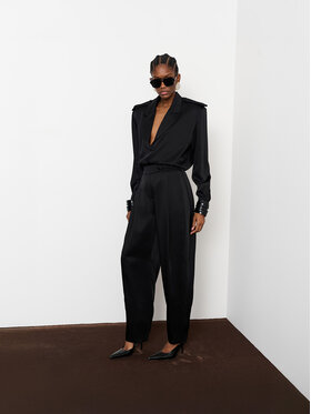 La Mania La Mania Spodnie garniturowe ALLURE Czarny Classic Fit