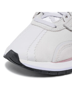 Αθλητικά adidas φωτογραφία